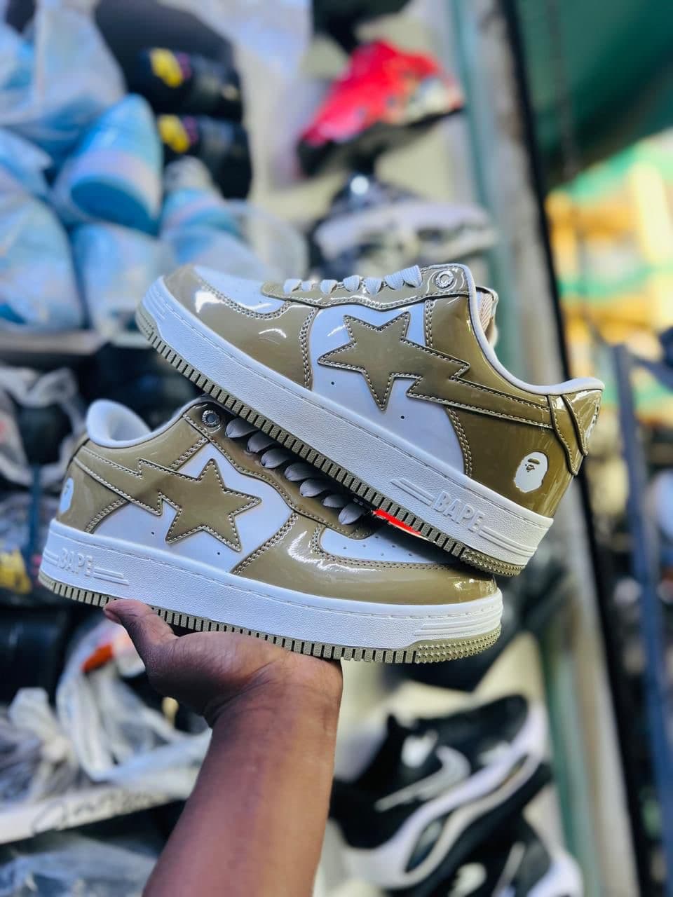 Bapesta Khaki & White