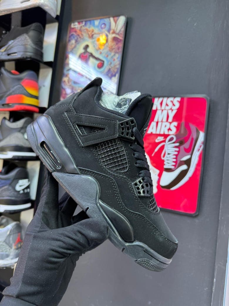 Jordan 4 Black Cat