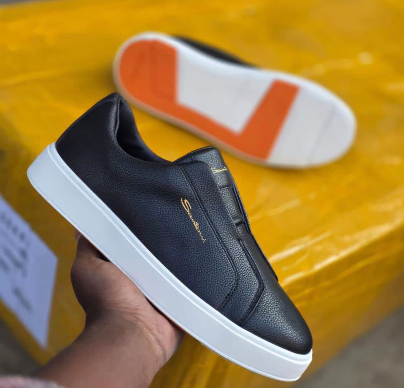 Santoni Milano Black Laceless