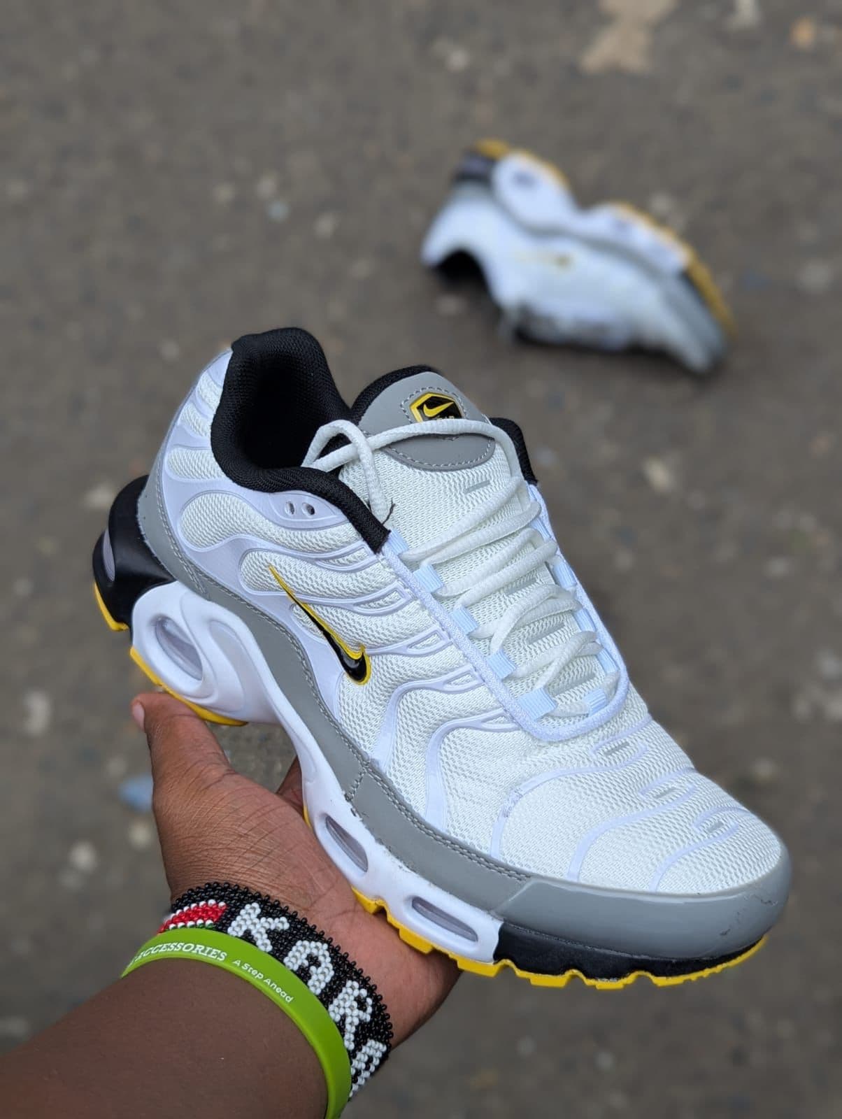 Nike TN White
